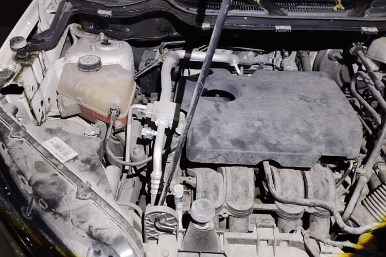 Used Ford EcoSport 2013 1.5L Automatic Prestige Model Engine Bay Right