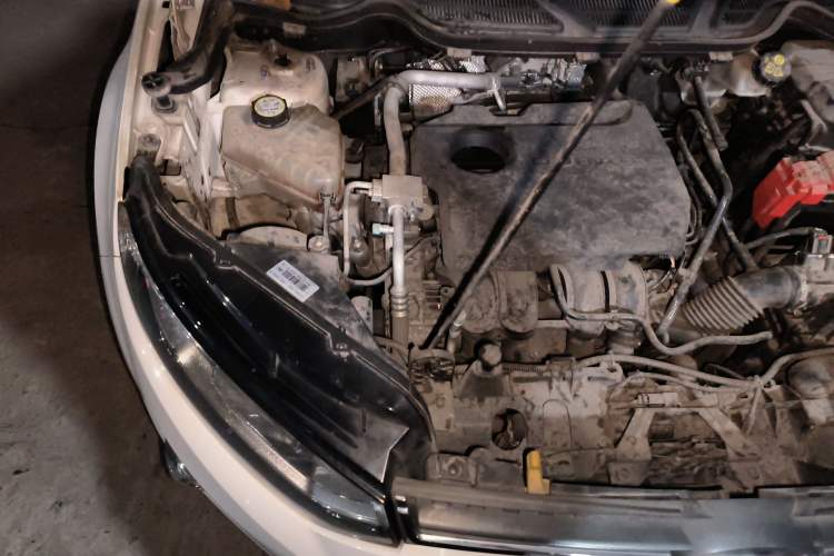 Used Ford EcoSport 2013 1.5L Automatic Prestige Model Engine Bay Right