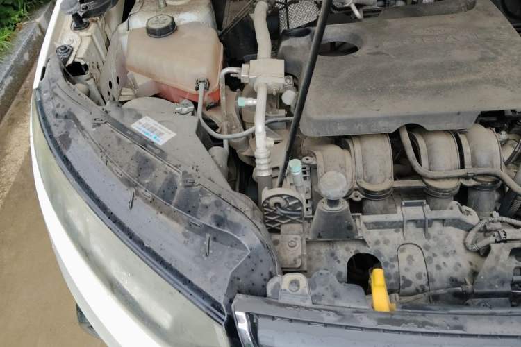 Used Ford EcoSport 2013 1.5L Automatic Prestige Model Engine Bay Right