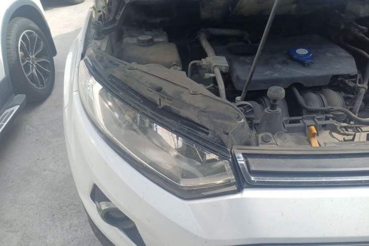 Used Ford EcoSport 2013 1.5L Automatic Prestige Model Engine Bay Right