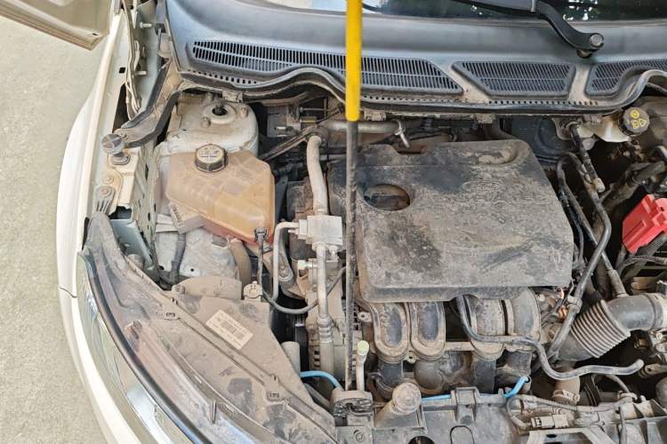 Used Ford EcoSport 2013 1.5L Manual Comfort Model Engine Bay Right