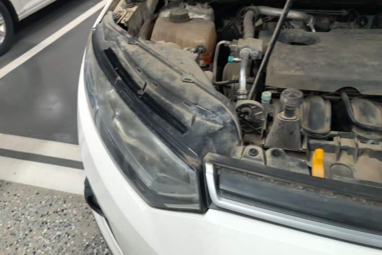 Used Ford EcoSport 2013 1.5L Automatic Fashion Model Engine Bay Right