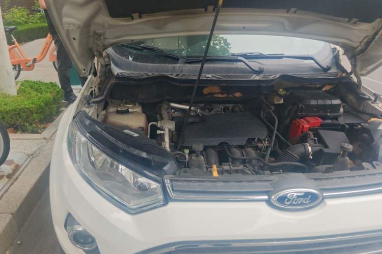 Used Ford EcoSport 2013 1.5L Automatic Prestige Model Engine Bay Right