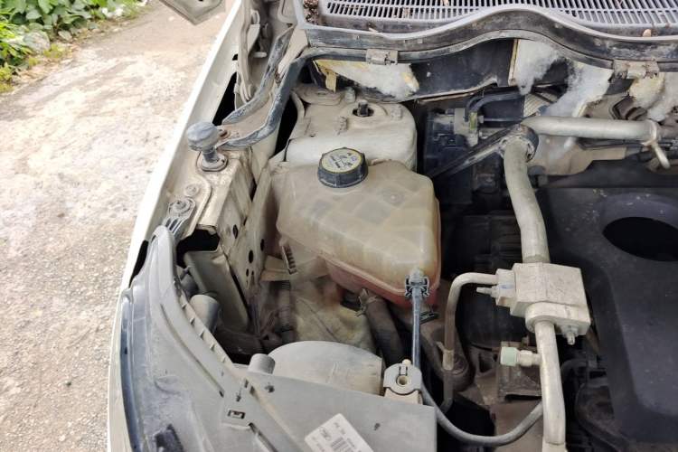Used Ford EcoSport 2013 1.5L Automatic Fashion Model Engine Bay Right