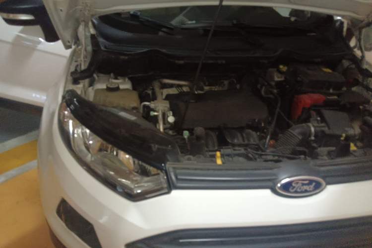 Used Ford EcoSport 2013 1.5L Manual Comfort Model Engine Bay Right