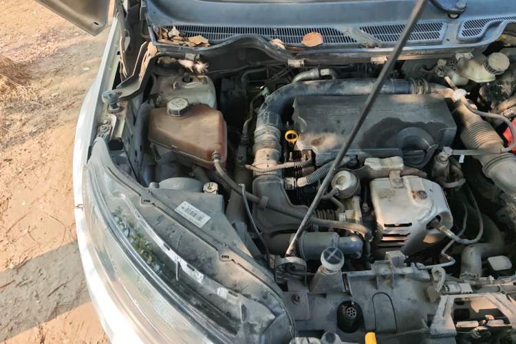 Used Ford EcoSport 2013 1.0L GTDi Manual Luxury Model Engine Bay Right