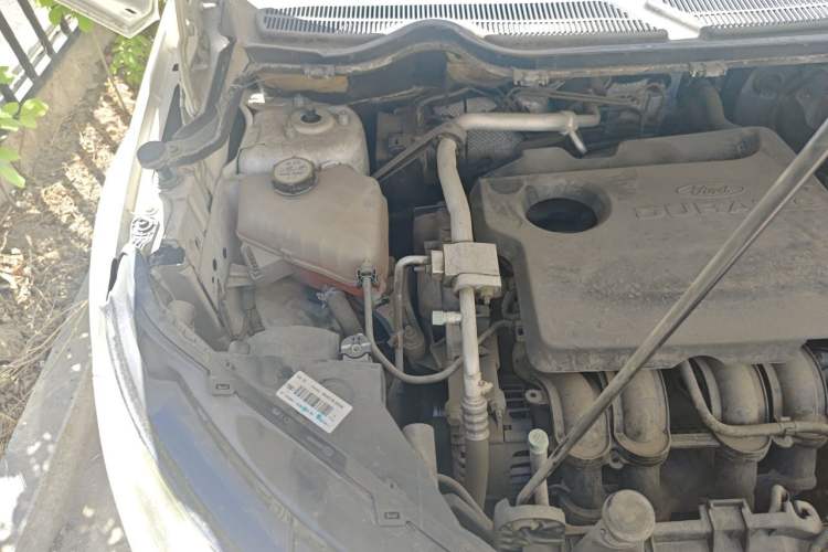Used Ford EcoSport 2013 1.5L Automatic Prestige Model Engine Bay Right