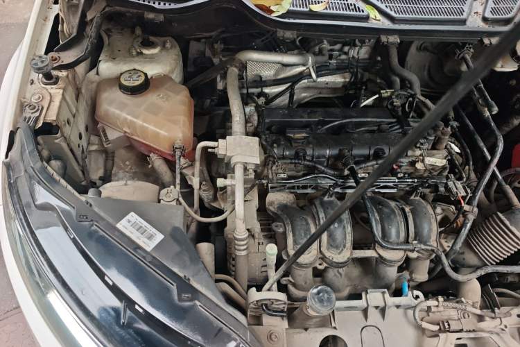 Used Ford EcoSport 2013 1.5L Automatic Fashion Model Engine Bay Right