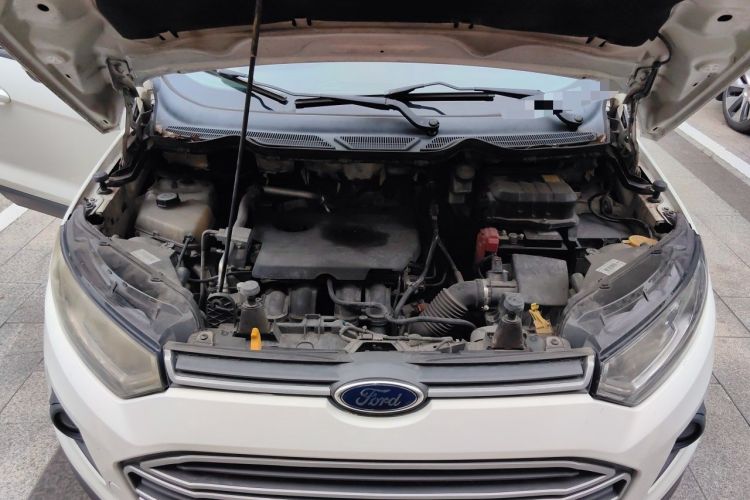 Used Ford EcoSport 2013 1.5L Automatic Fashion Model Engine Bay