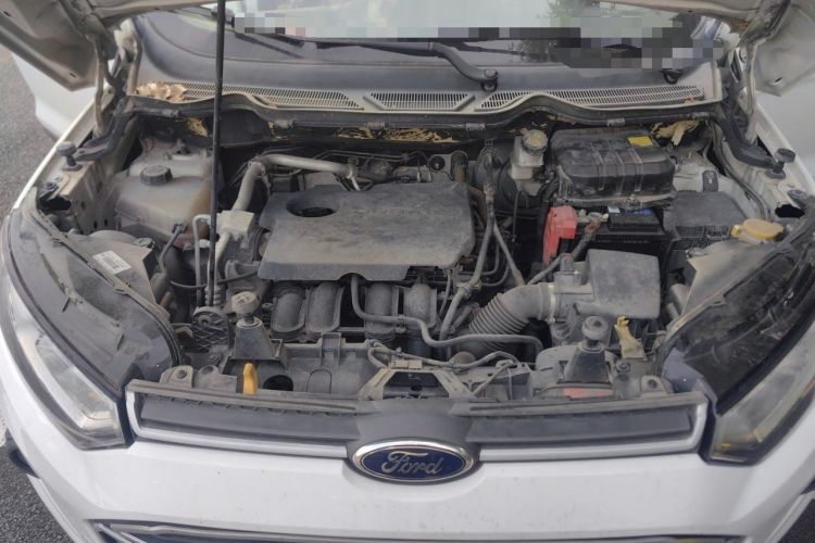Used Ford EcoSport 2013 1.5L Automatic Fashion Model Engine Bay