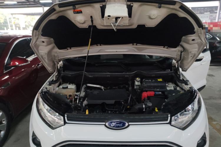 Used Ford EcoSport 2013 1.5L Automatic Fashion Model Engine Bay