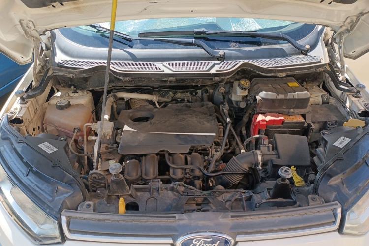 Used Ford EcoSport 2013 1.5L Automatic Fashion Model Engine Bay