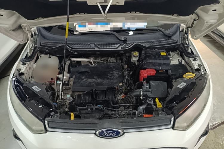 Used Ford EcoSport 2013 1.5L Automatic Fashion Model Engine Bay