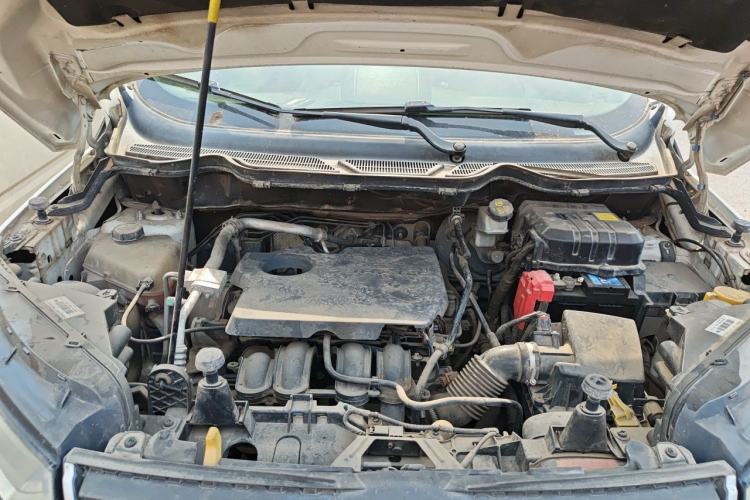 Used Ford EcoSport 2013 1.5L Automatic Fashion Model Engine Bay