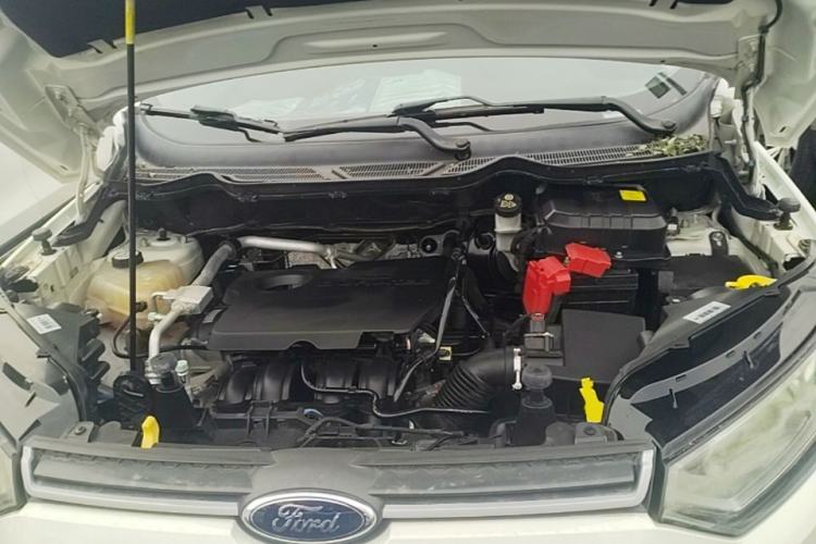 Used Ford EcoSport 2013 1.5L Manual Fashion Model Engine Bay
