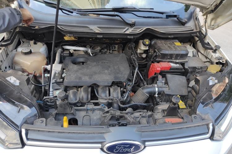 Used Ford EcoSport 2013 1.5L Automatic Fashion Model Engine Bay