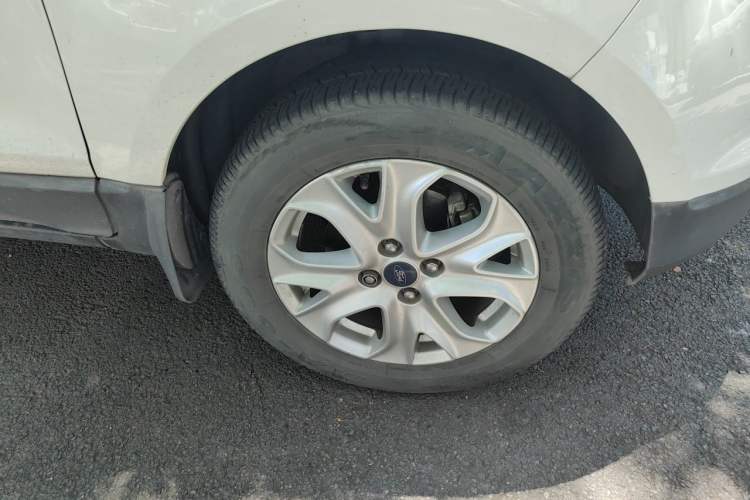 Used Ford EcoSport 2013 1.5L Manual Fashion Model Exterior 1