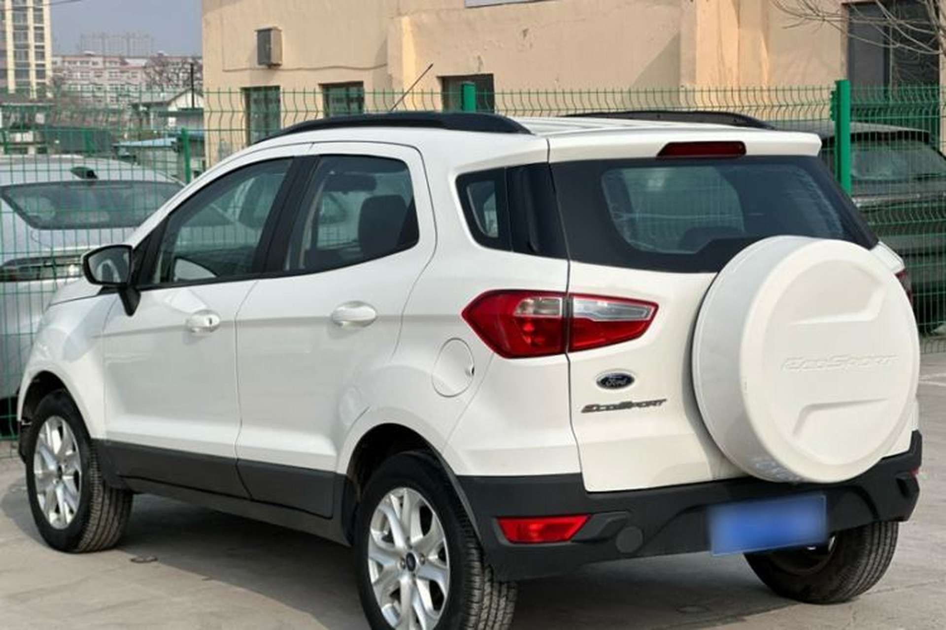 Used Ford EcoSport 2013 1.5L Automatic Fashion Model Exterior 3