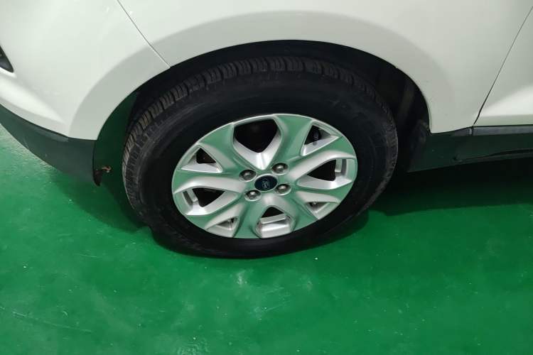 Used Ford EcoSport 2013 1.5L Automatic Fashion Model Exterior 4
