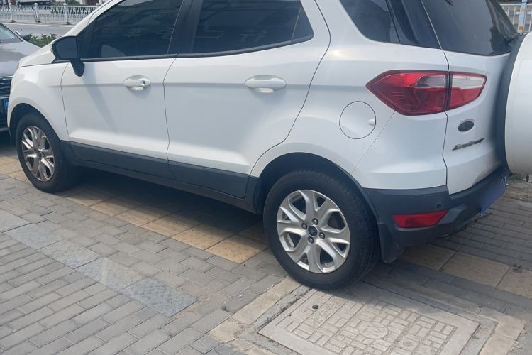 Used Ford EcoSport 2013 1.5L Manual Fashion Model Exterior 7