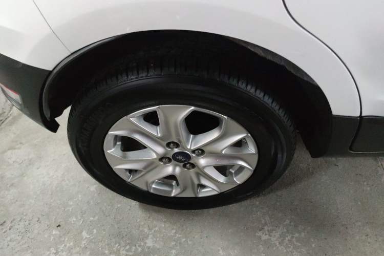 Used Ford EcoSport 2013 1.5L Automatic Fashion Model Exterior 8