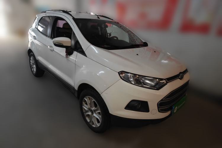 Used Ford EcoSport 2013 1.5L Automatic Fashion Model Front Right 45 Deg