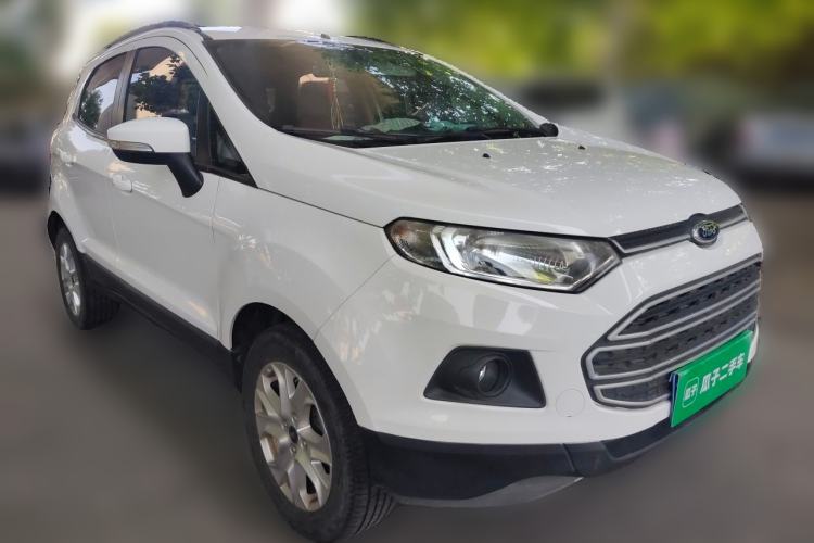 Used Ford EcoSport 2013 1.5L Automatic Fashion Model Front Right 45 Deg