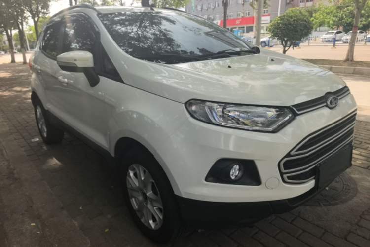 Used Ford EcoSport 2013 1.5L Automatic Fashion Model Front Right 45 Deg