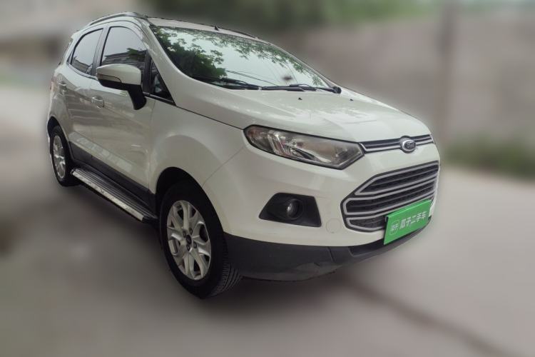 Used Ford EcoSport 2013 1.5L Automatic Fashion Model Front Right 45 Deg