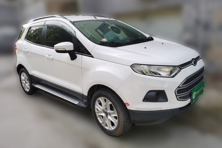 Used Ford EcoSport 2013 1.5L Automatic Fashion Model Front Right 45 Deg