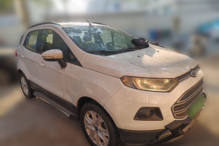 Used Ford EcoSport 2013 1.5L Automatic Fashion Model Front Right 45 Deg