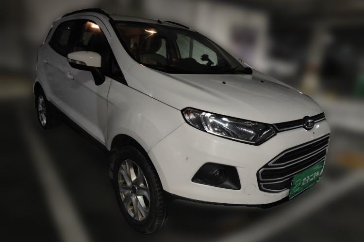 Used Ford EcoSport 2013 1.5L Automatic Fashion Model Front Right 45 Deg