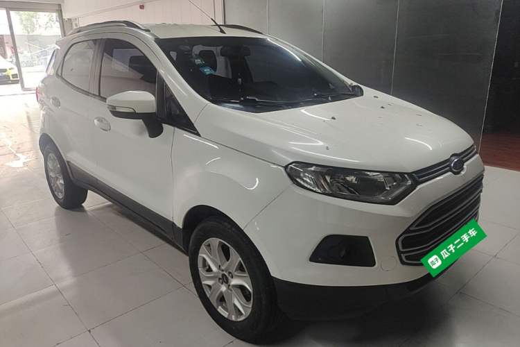 Used Ford EcoSport 2013 1.5L Automatic Fashion Model Front Right 45 Deg