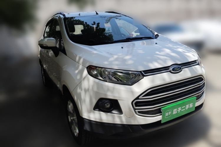 Used Ford EcoSport 2013 1.5L Automatic Fashion Model Front Right 45 Deg