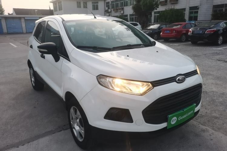 Used Ford EcoSport 2013 1.5L Manual Comfort Model Front Right 45 Deg
