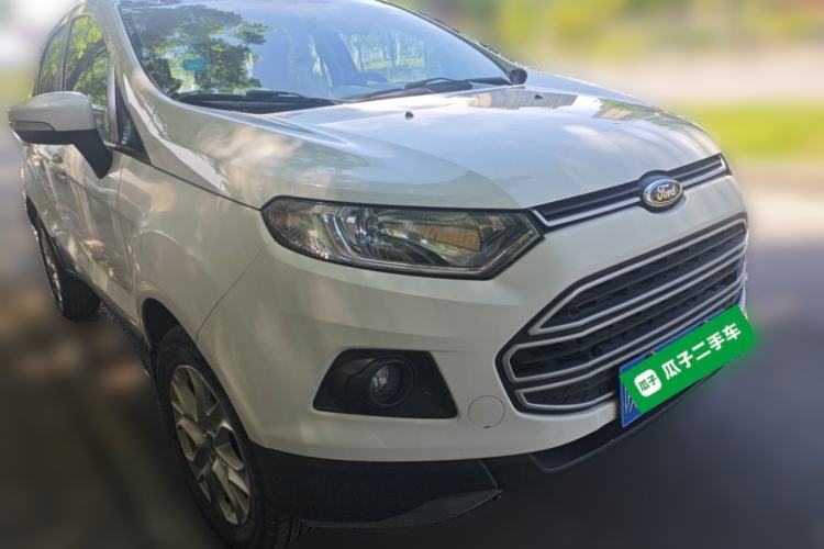 Used Ford EcoSport 2013 1.5L Automatic Fashion Model Front Right 45 Deg