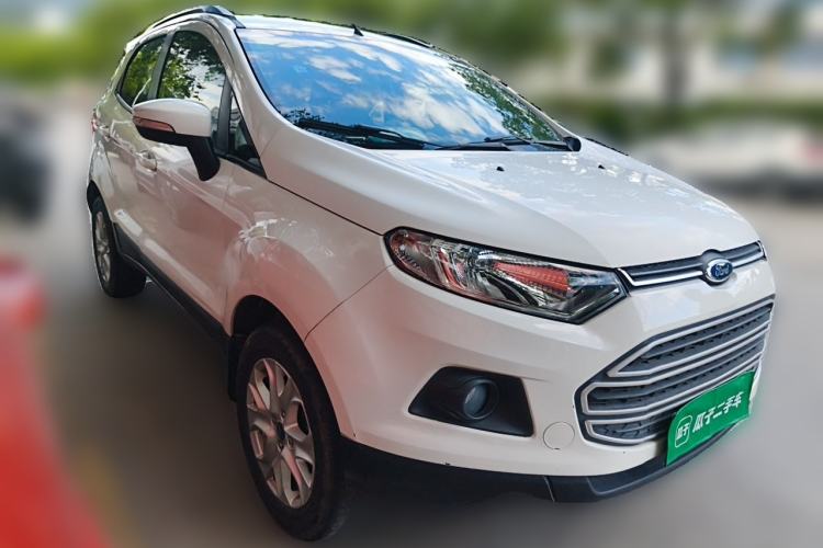 Used Ford EcoSport 2013 1.5L Automatic Fashion Model Front Right 45 Deg