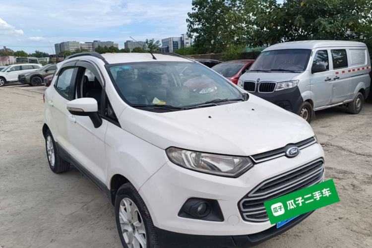 Used Ford EcoSport 2013 1.5L Automatic Fashion Model Front Right 45 Deg