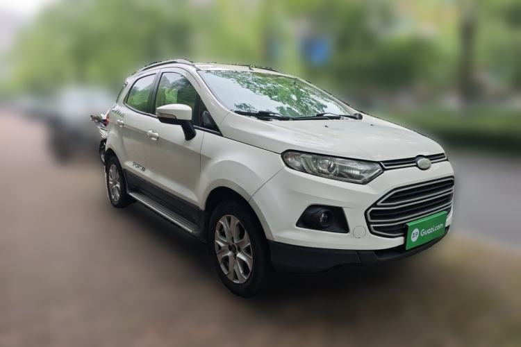 Used Ford EcoSport 2013 1.5L Automatic Fashion Model Front Right 45 Deg