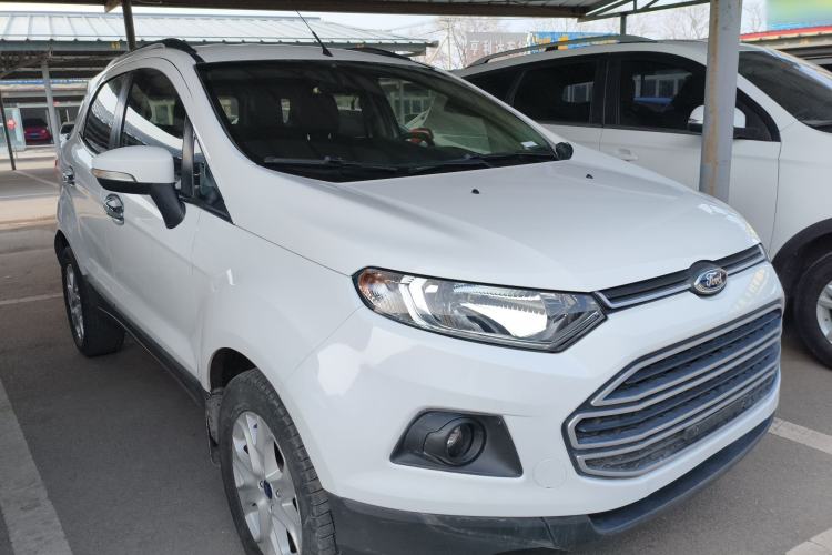 Used Ford EcoSport 2013 1.5L Automatic Fashion Model Front Right 45 Deg
