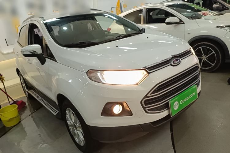 Used Ford EcoSport 2013 1.5L Automatic Fashion Model Front Right 45 Deg