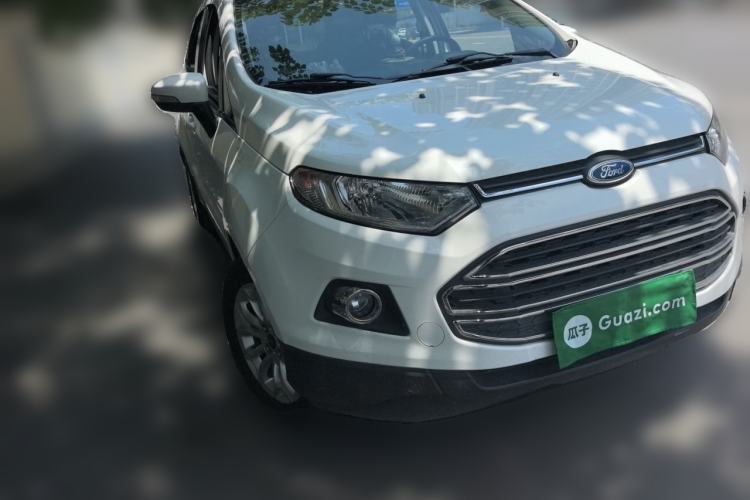 Used Ford EcoSport 2013 1.5L Manual Luxury Model Front Right 45 Deg
