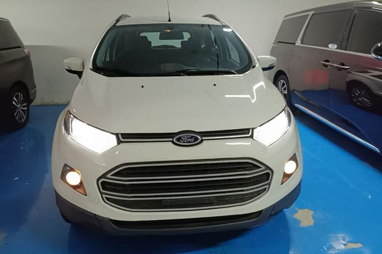 Used Ford EcoSport 2013 1.5L Manual Fashion Model Front