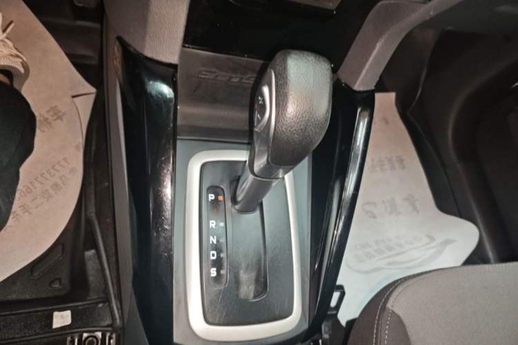 Used Ford EcoSport 2013 1.5L Automatic Fashion Model Gear Lever
