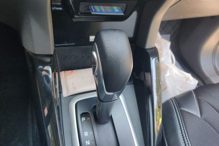 Used Ford EcoSport 2013 1.5L Automatic Prestige Model Gear Lever