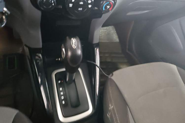 Used Ford EcoSport 2013 1.5L Automatic Fashion Model Gear Lever