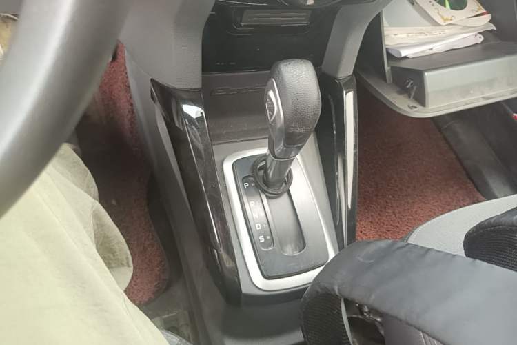 Used Ford EcoSport 2013 1.5L Automatic Fashion Model Gear Lever