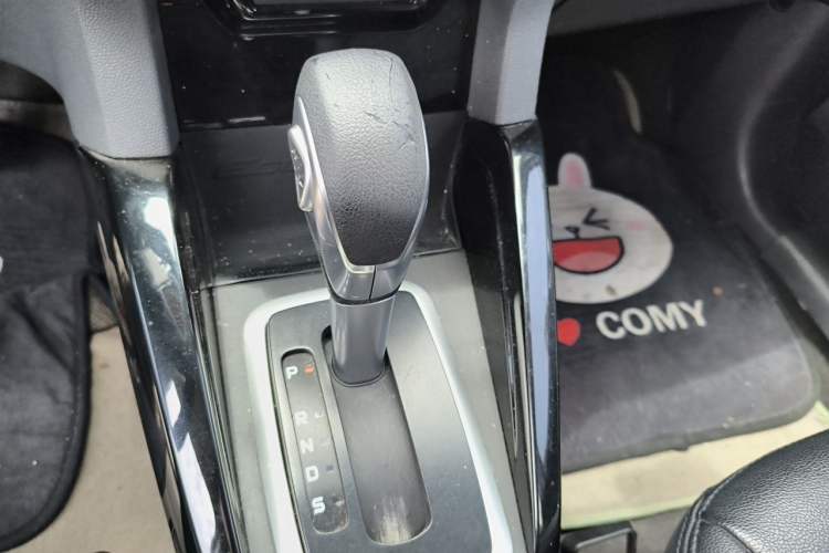Used Ford EcoSport 2013 1.5L Automatic Fashion Model Gear Lever
