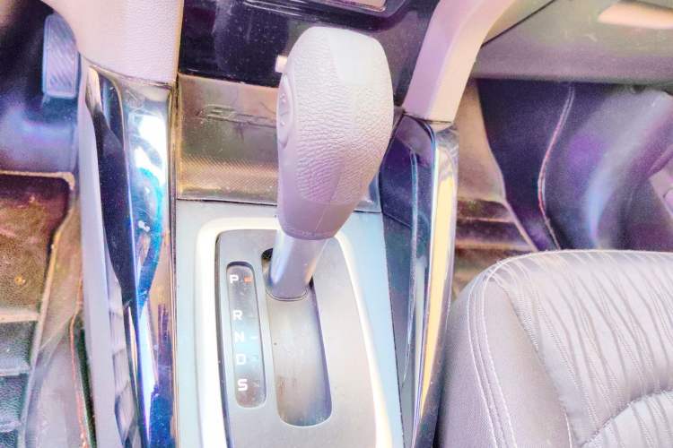 Used Ford EcoSport 2013 1.5L Automatic Prestige Model Gear Lever
