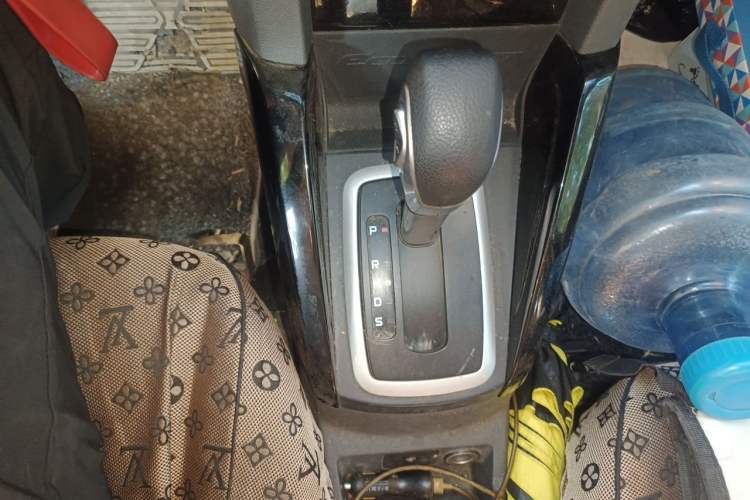 Used Ford EcoSport 2013 1.5L Automatic Fashion Model Gear Lever